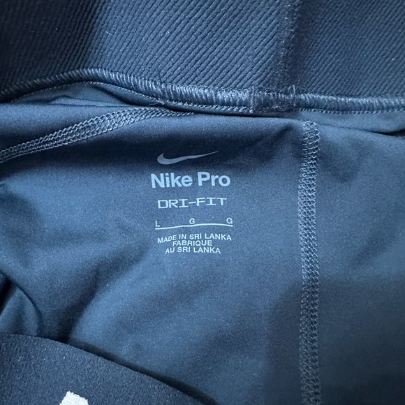 Nike Pro Dri-FIT Dark Blue Shorts NWT - Picture 2 of 3